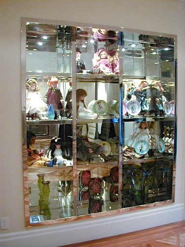 Mirrored wall display